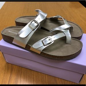 Madden Girl Brycee Sandals Silver Size 10